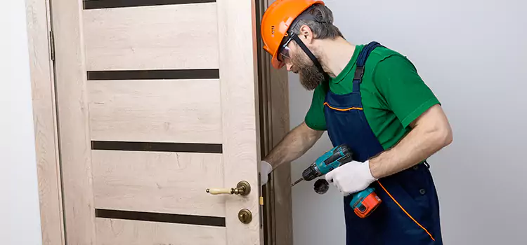 Replace Internal Door Handle with Lock Kenner