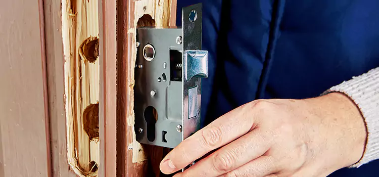 Garage Door Lock Replacement Kenner